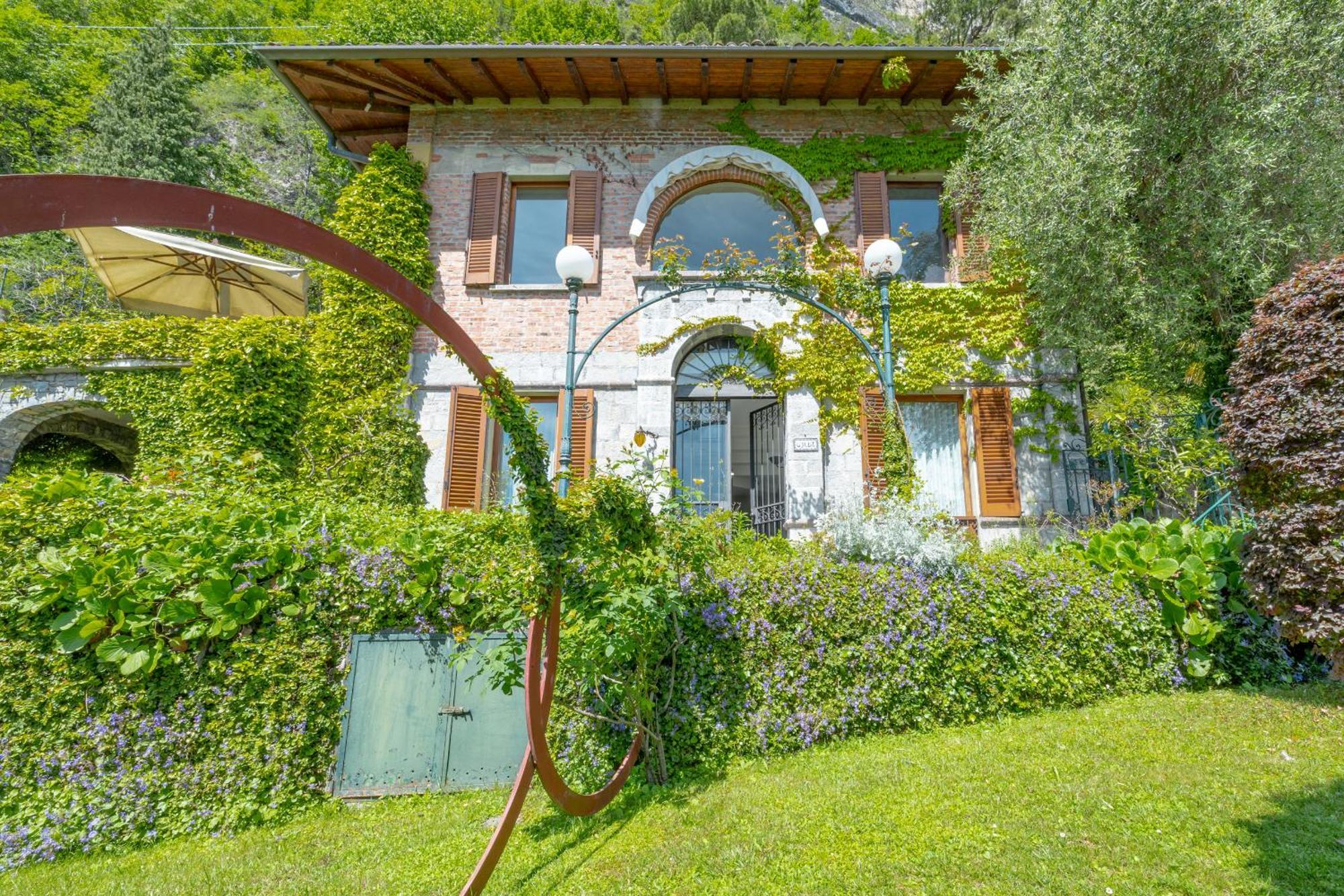 Villa Gilda - Griante Cadenabbia ภายนอก รูปภาพ